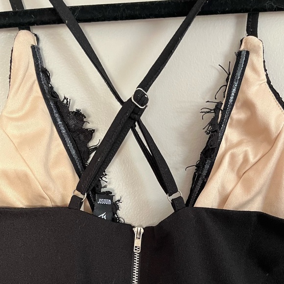 Windsor Lace Bodysuit - Picture 3 of 5